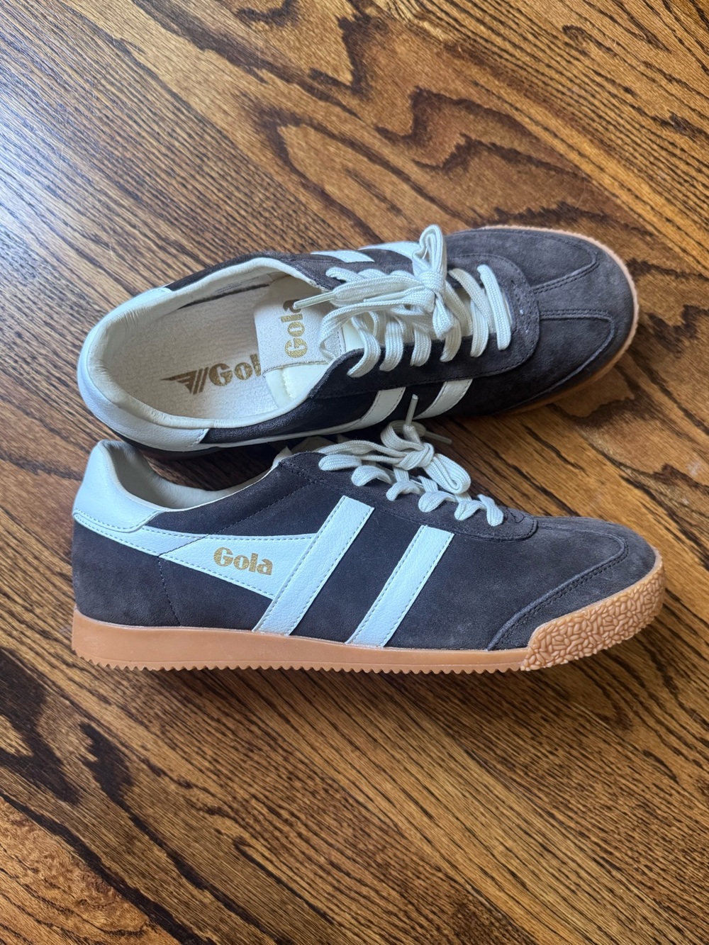 NWOT Gola Elan Sneakers in Mocha/ White, size 9